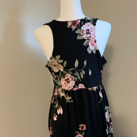 Flowered Maxi - Picture 2 of 6